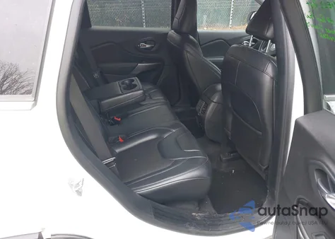 2020 Jeep Cherokee Latitude Plus Fwd z USA, uszkodzony, nr VIN 1C4PJLLB4LD535694